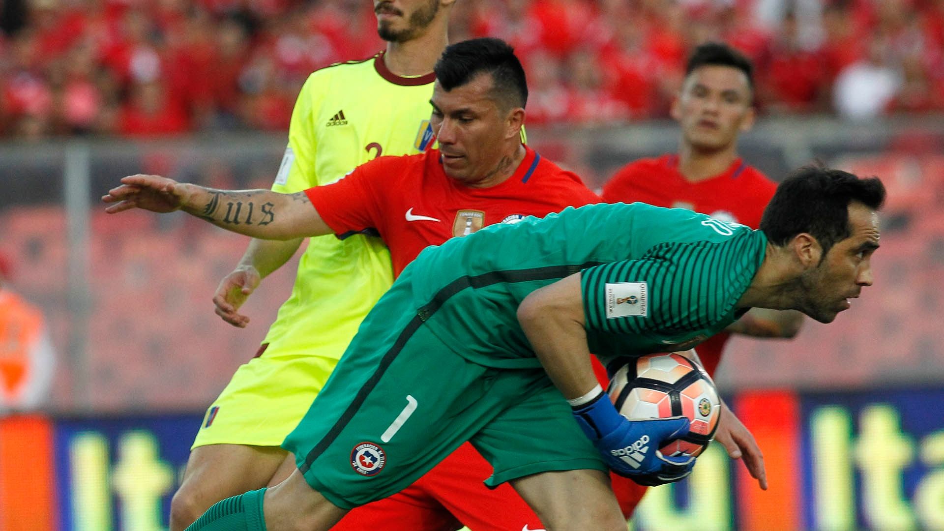 Claudio Bravo Chile Venezuela 280317