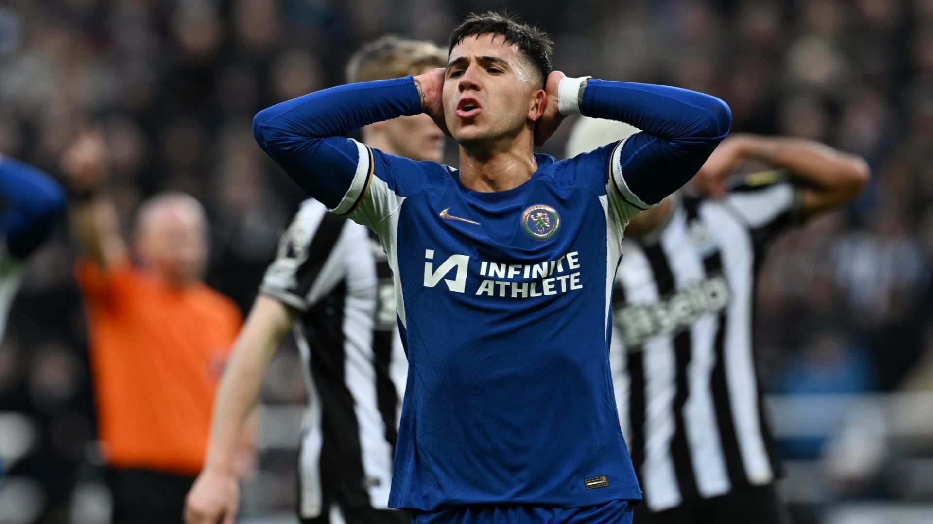 Enzo Fernandez Chelsea 2023-24