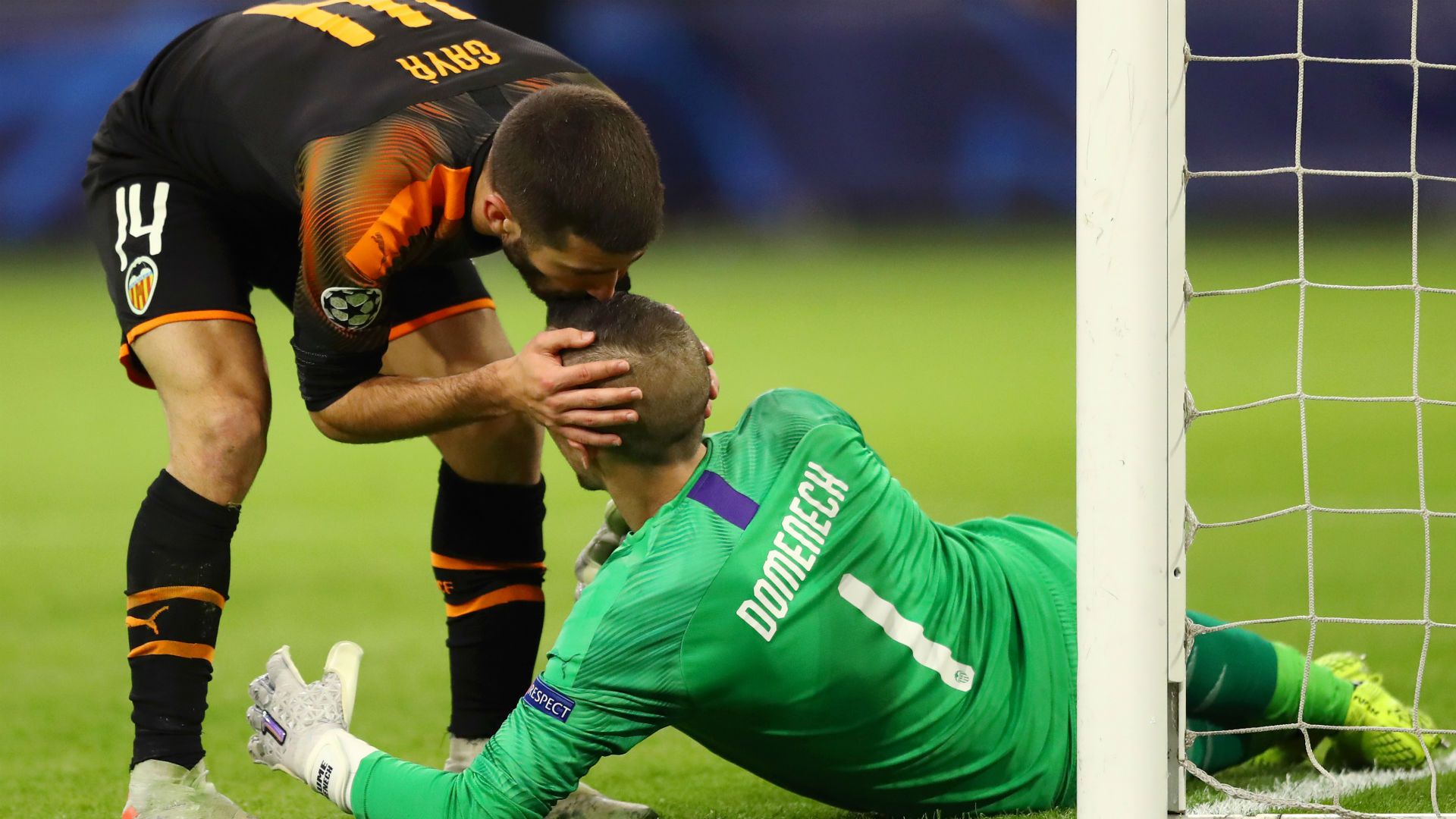 Gayá Jaume Ajax Valencia Champions League