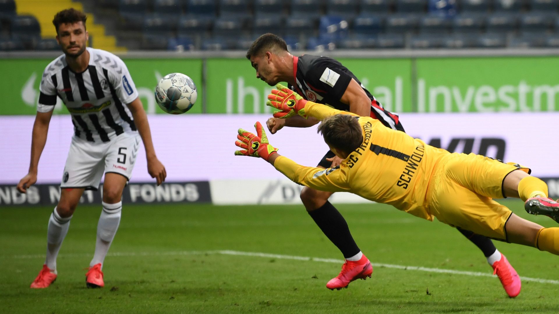 ANDRE SILVA EINTRACHT FRANKFURT BUNDESLIGA 26052020