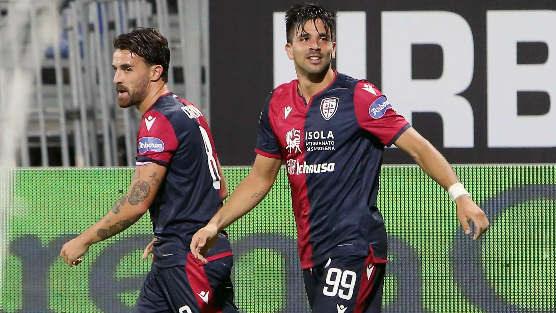 Cagliari Genoa Cigarini Simeone