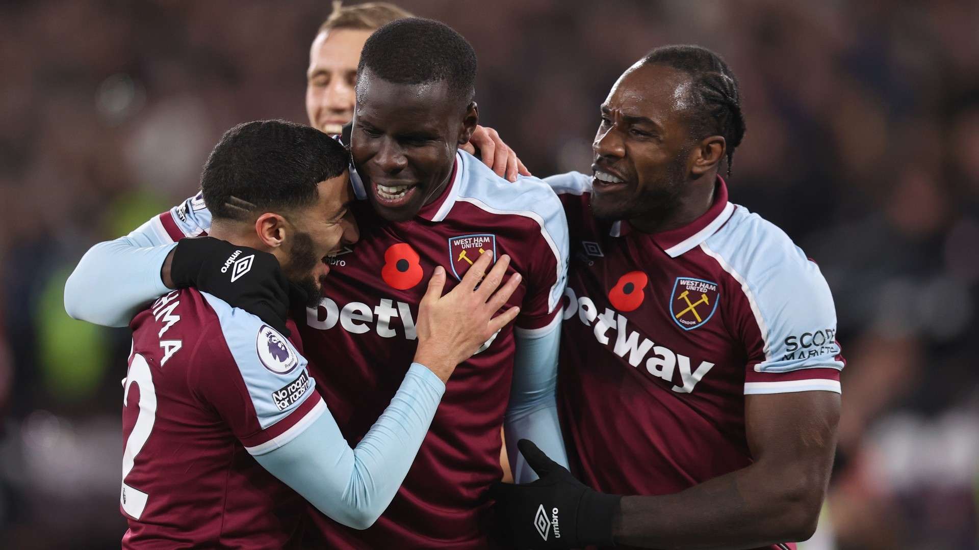 Kurt Zouma Michail Antonio West Ham 2021-22