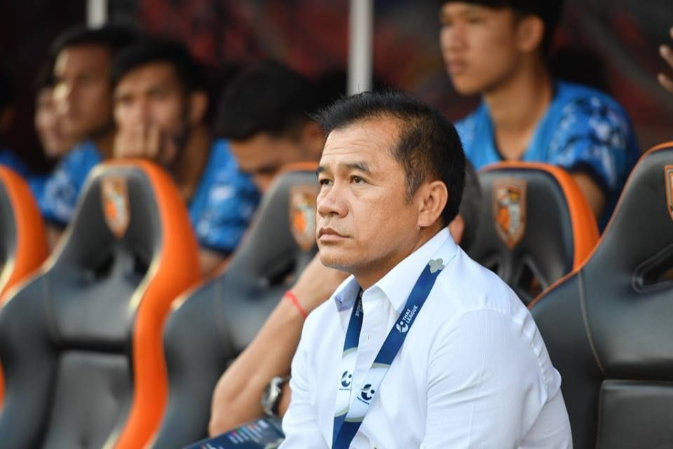 สะสม พบประเสริฐ