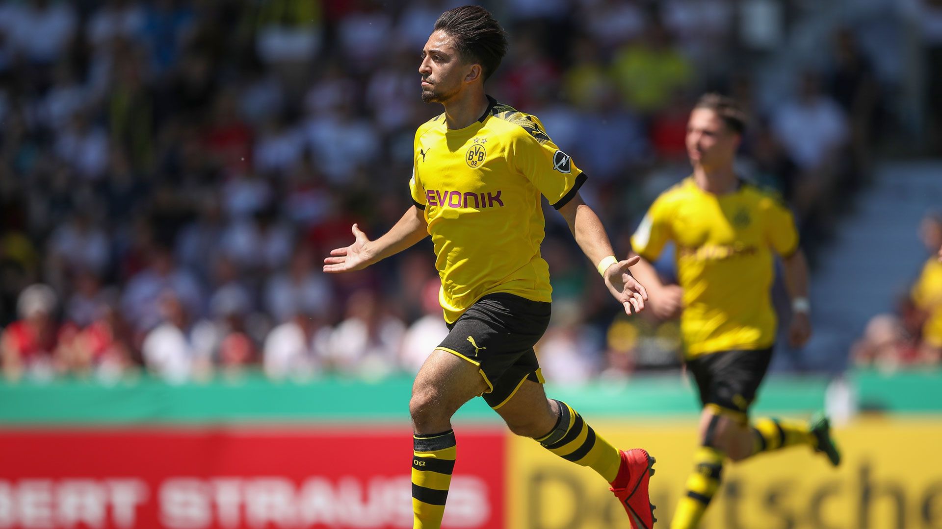 Immanuel Pherai bvb borussia dortmund u19 bundesliga 2019