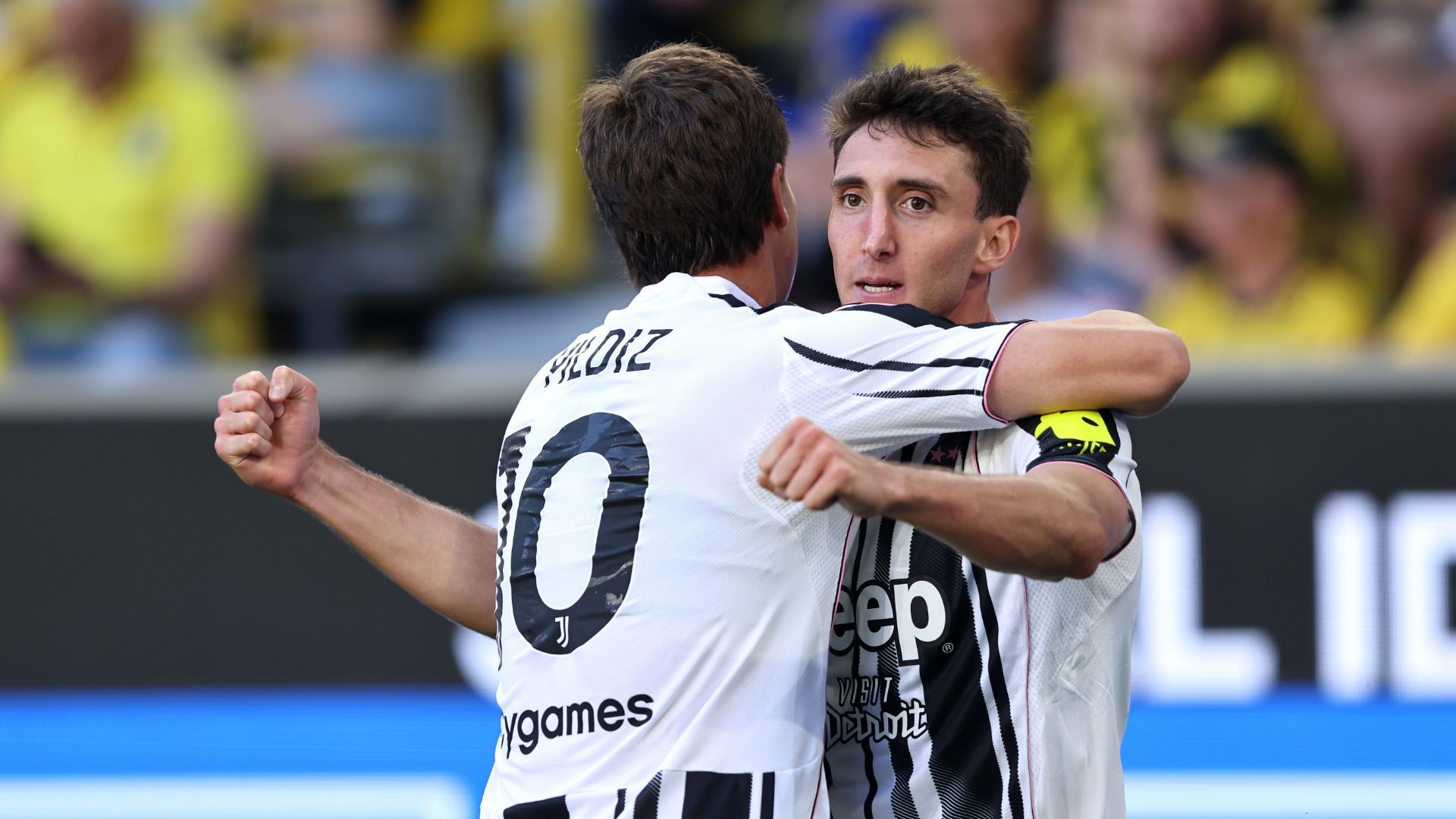 Yildiz Cambiaso Desktop