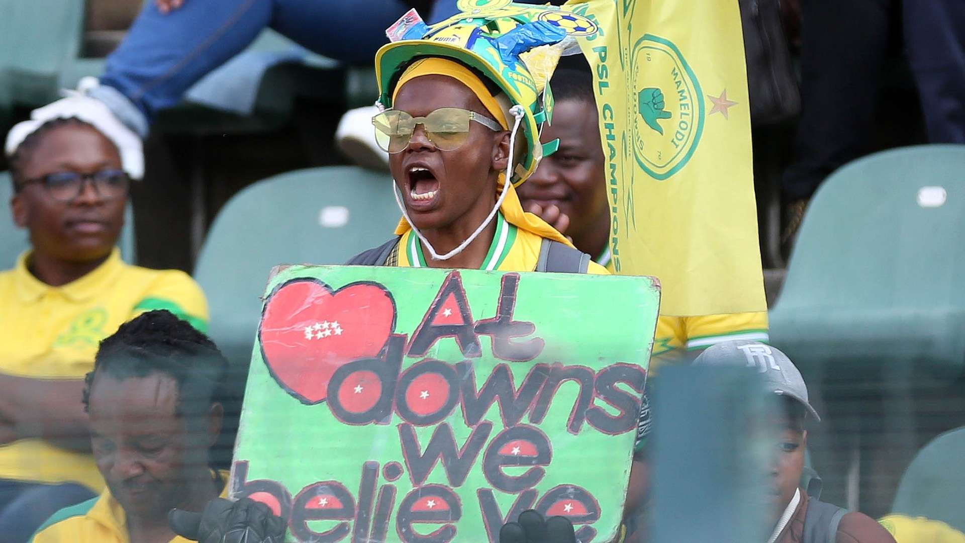 Mamelodi Sundowns fan