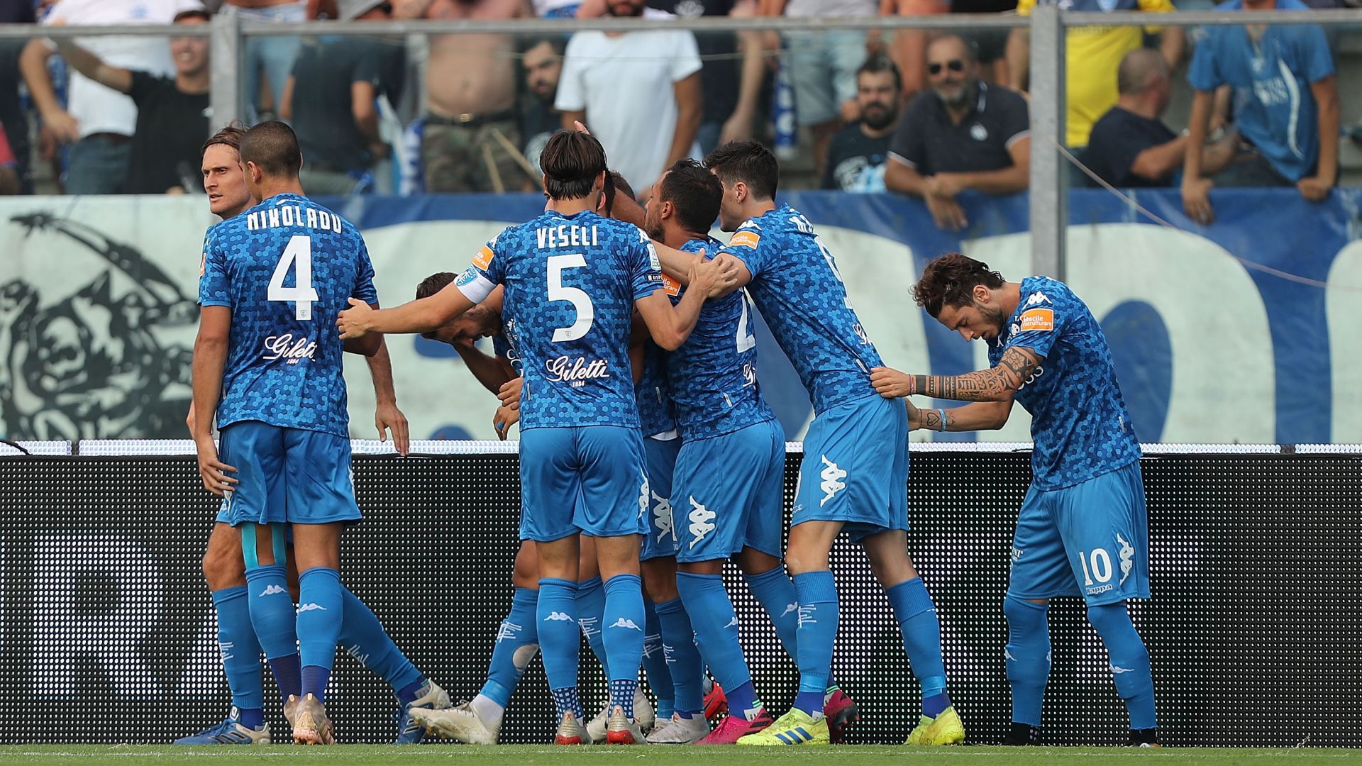 Empoli players celebrating Empoli Juve Stabia Serie B
