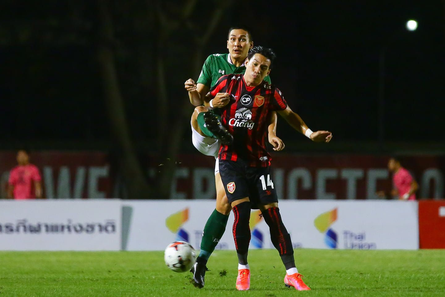 ธีรเทพ วิโนทัย