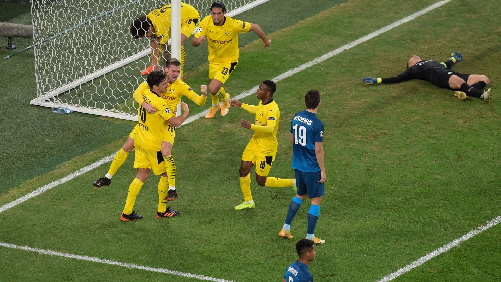 Lukasz Piczczek Zenit Borussia Dortmund Champions League 08122020