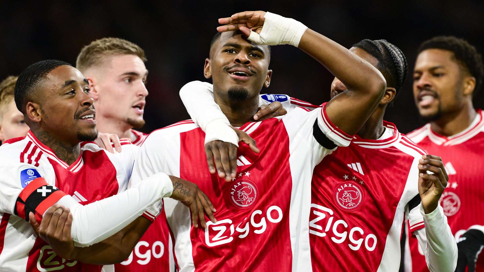 Jorrel Hato Ajax 2023-24