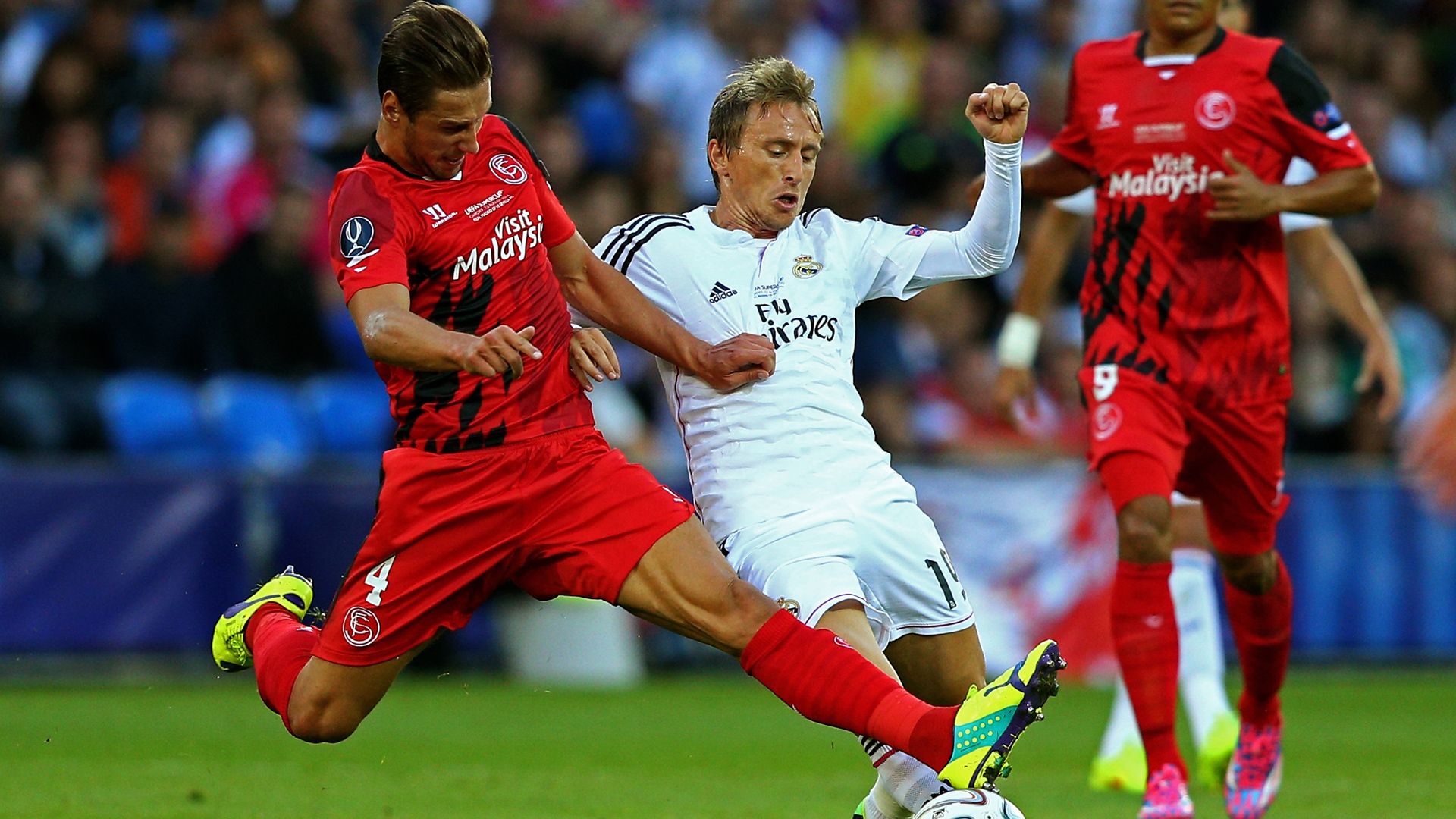 Real Madrid Sevilla Krychowiak Modric 12082014