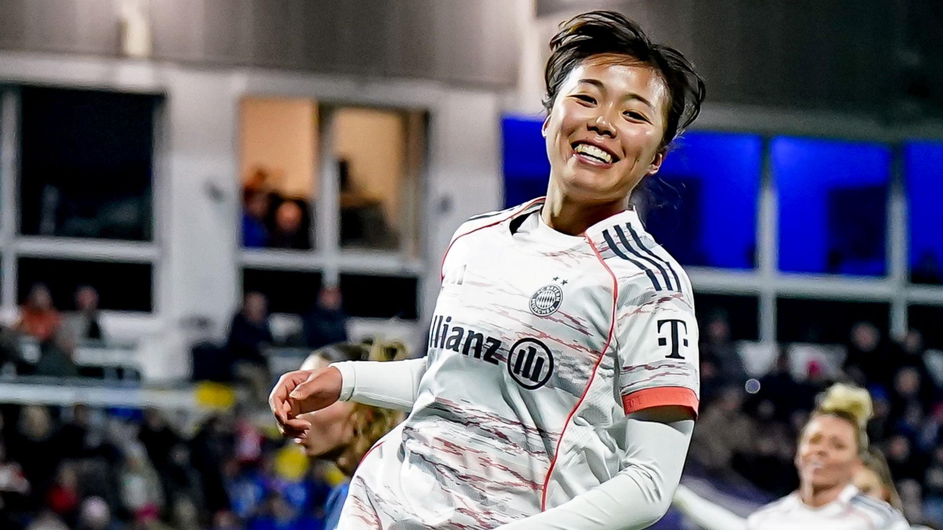 Momoko Tanikawa Bayern 11232025