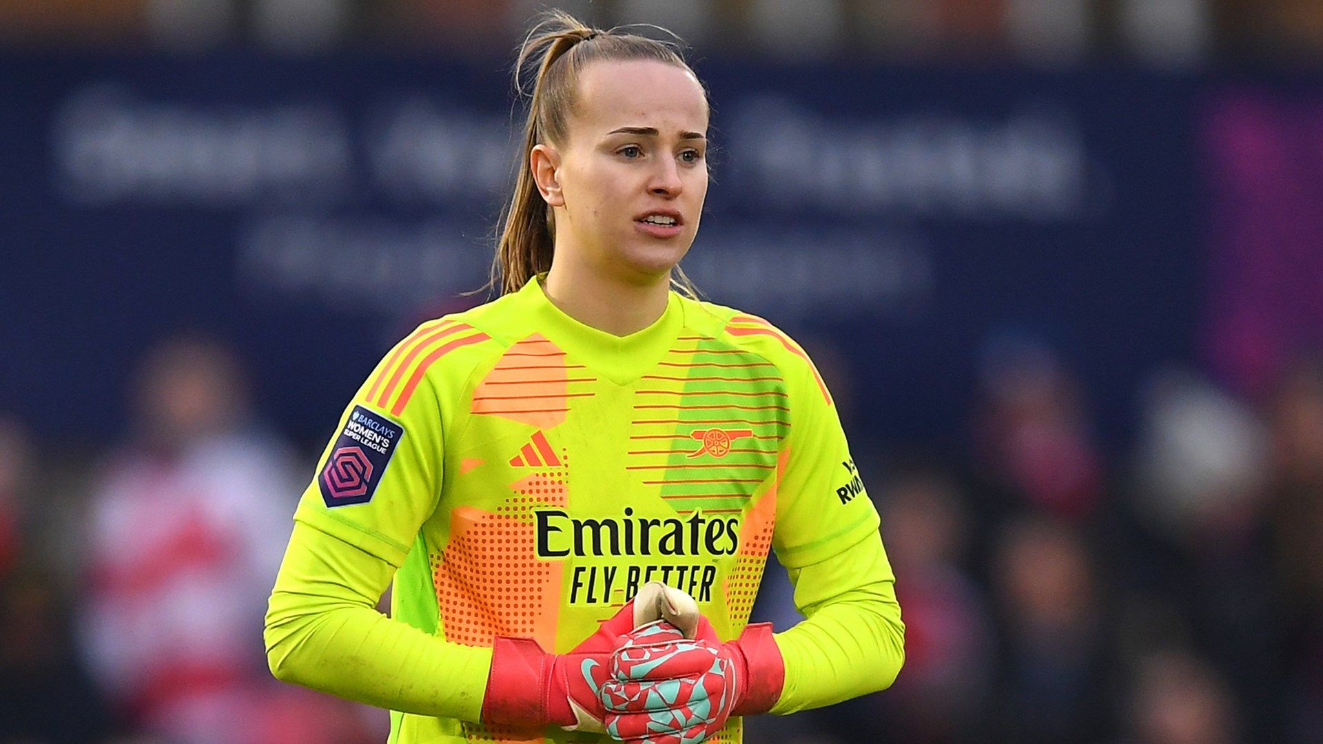 Daphne van Domselaar Arsenal Women 2024-25