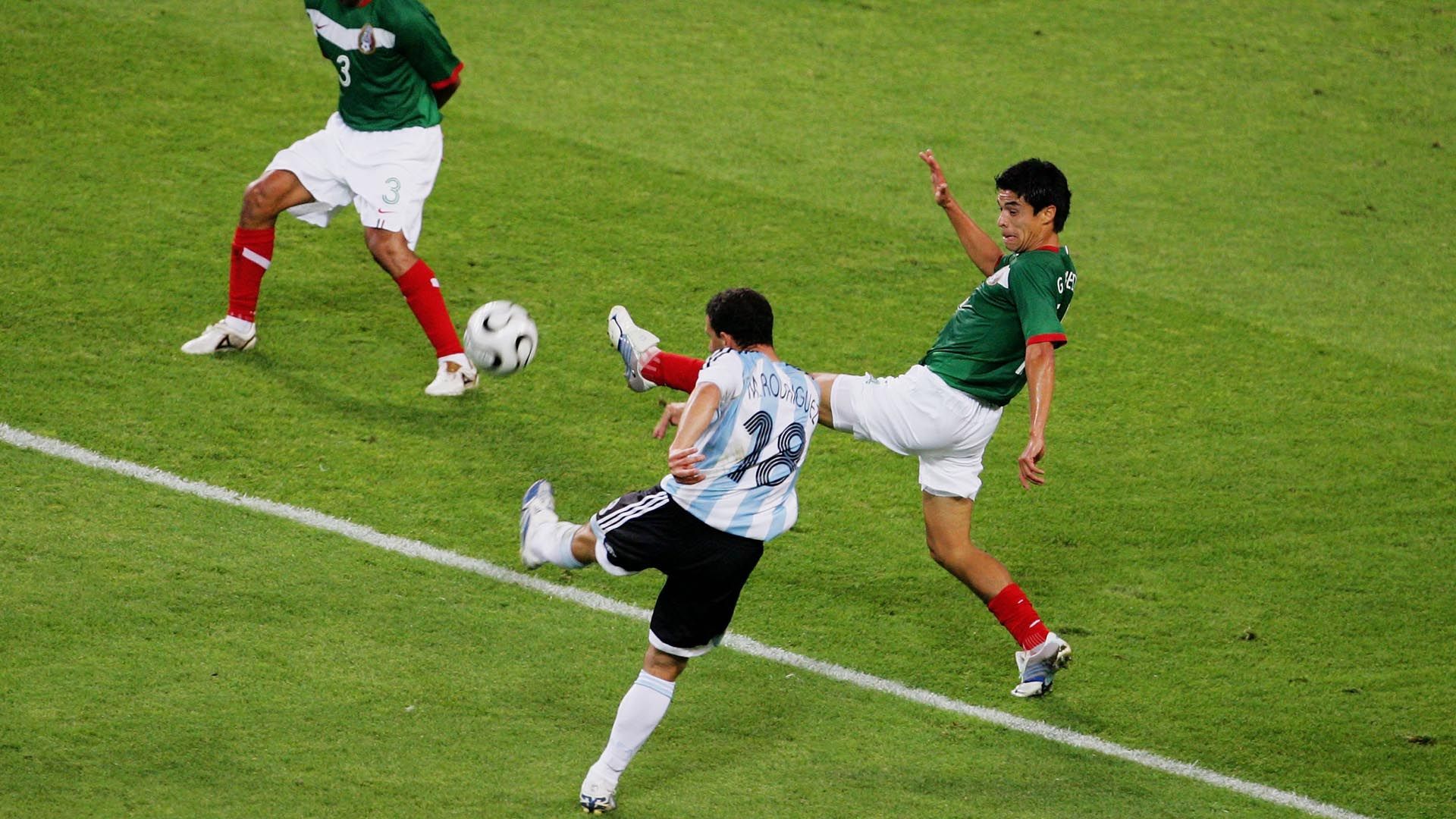 2006 Maxi Rodriguez Argentina Mexico