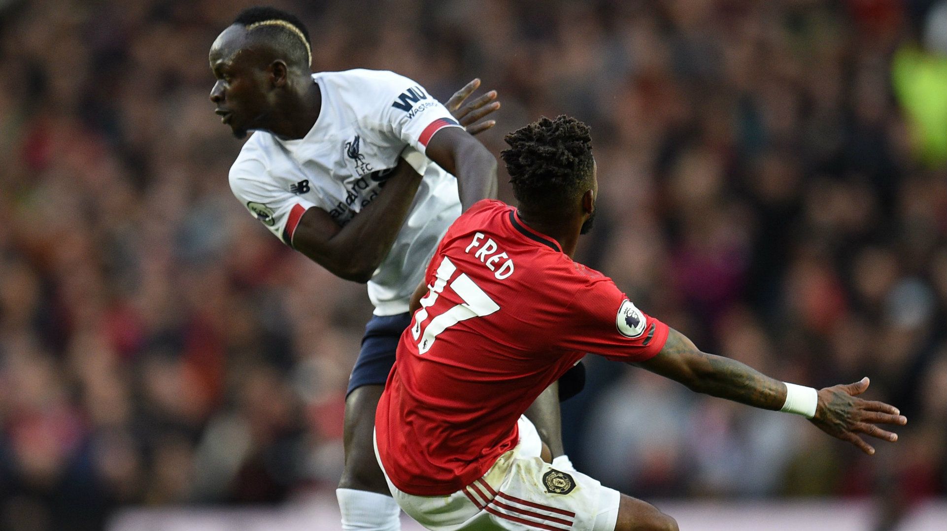 Sadio Mane Fred Man Utd vs Liverpool 2019-20