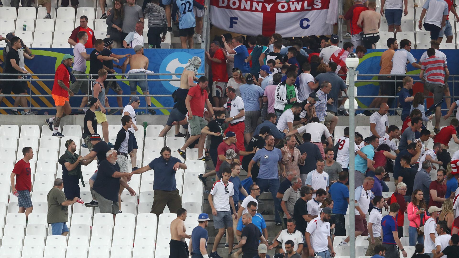 England Russia fans Euro 2016