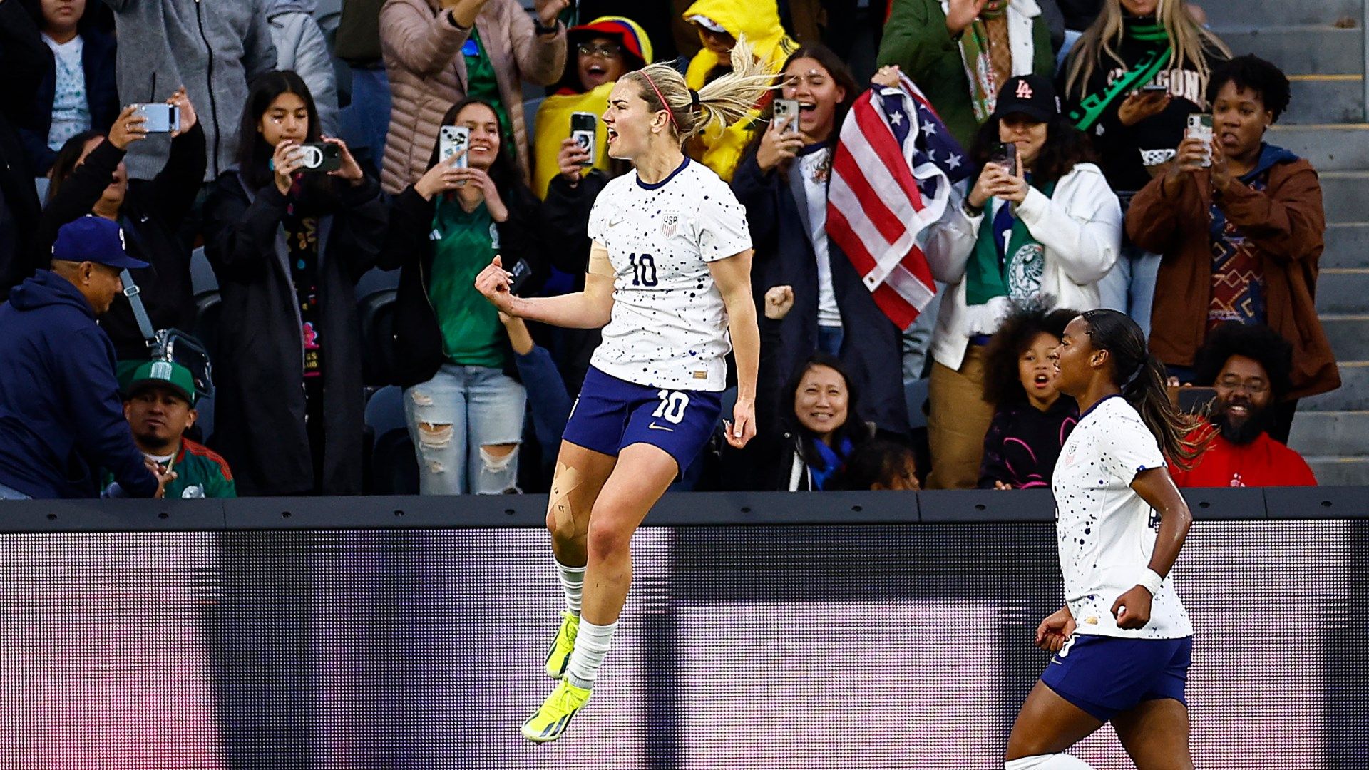 Lindsey Horan USWNT 2024