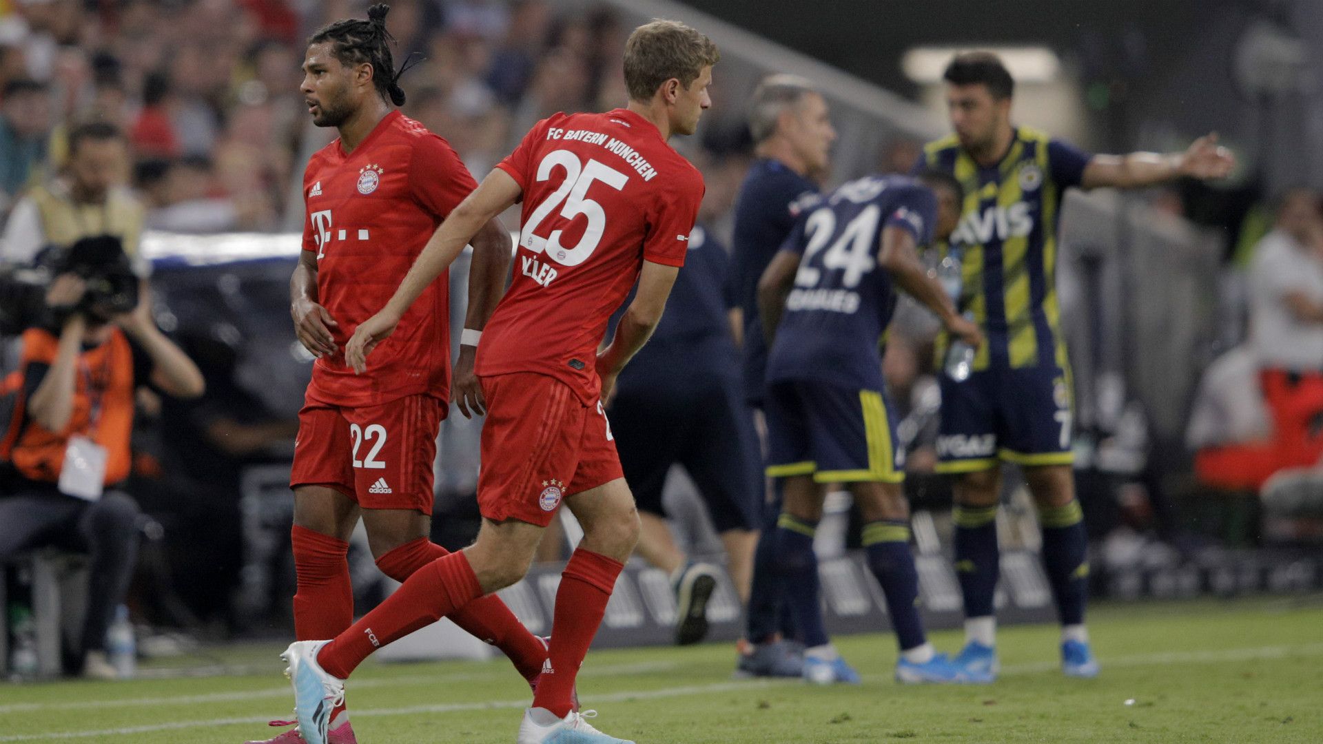 Serge Gnabry Thomsa Muller Bayern Munchen Fenerbahce Audi Cup 2019
