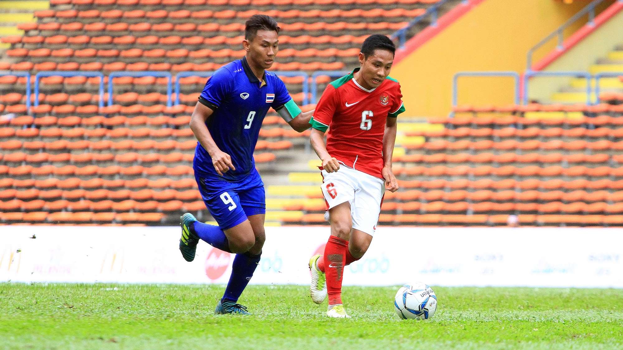 Evan Dimas & Chenrop Samphaodi - Indonesia & Thailand