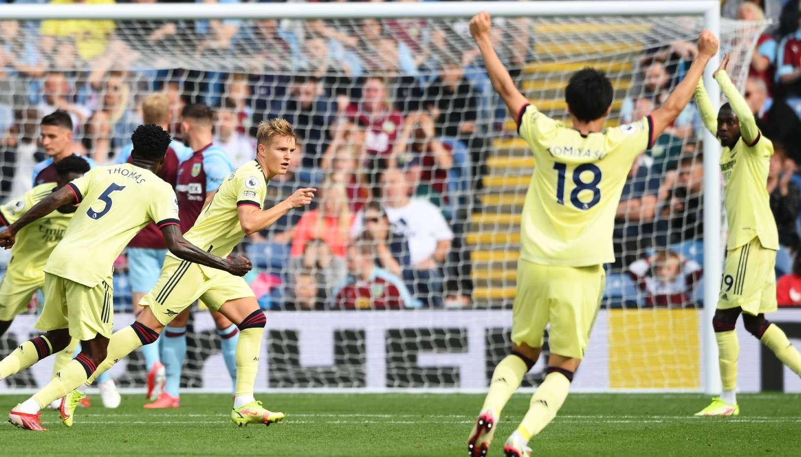 arsenal-tomiyasu-odegaard