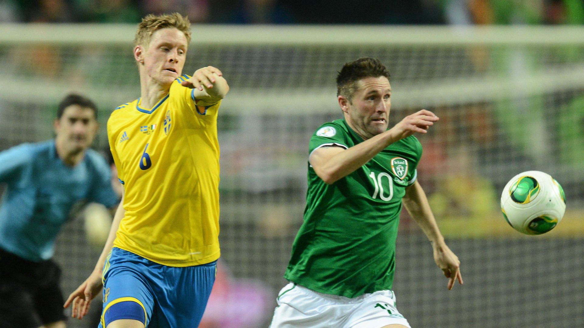 Rasmus Elm Sweden Robbie Keane Ireland 22032013