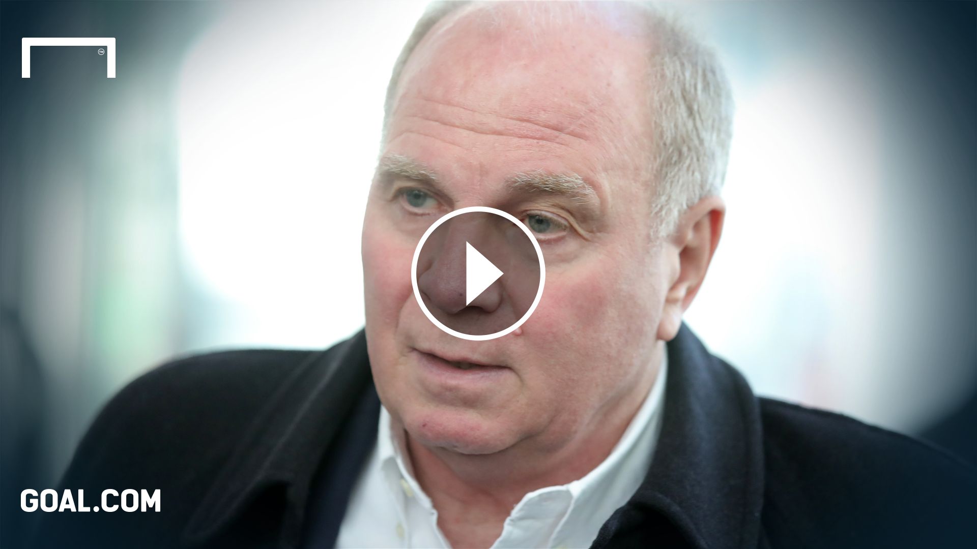 Hoeneß Playbutton
