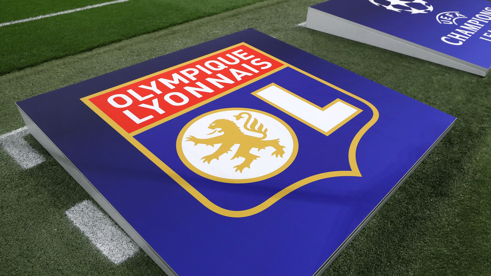 Raksasa Prancis Lyon RESMI DEGRADASI Ke Ligue 2! Gara-Gara Masalah Finansial