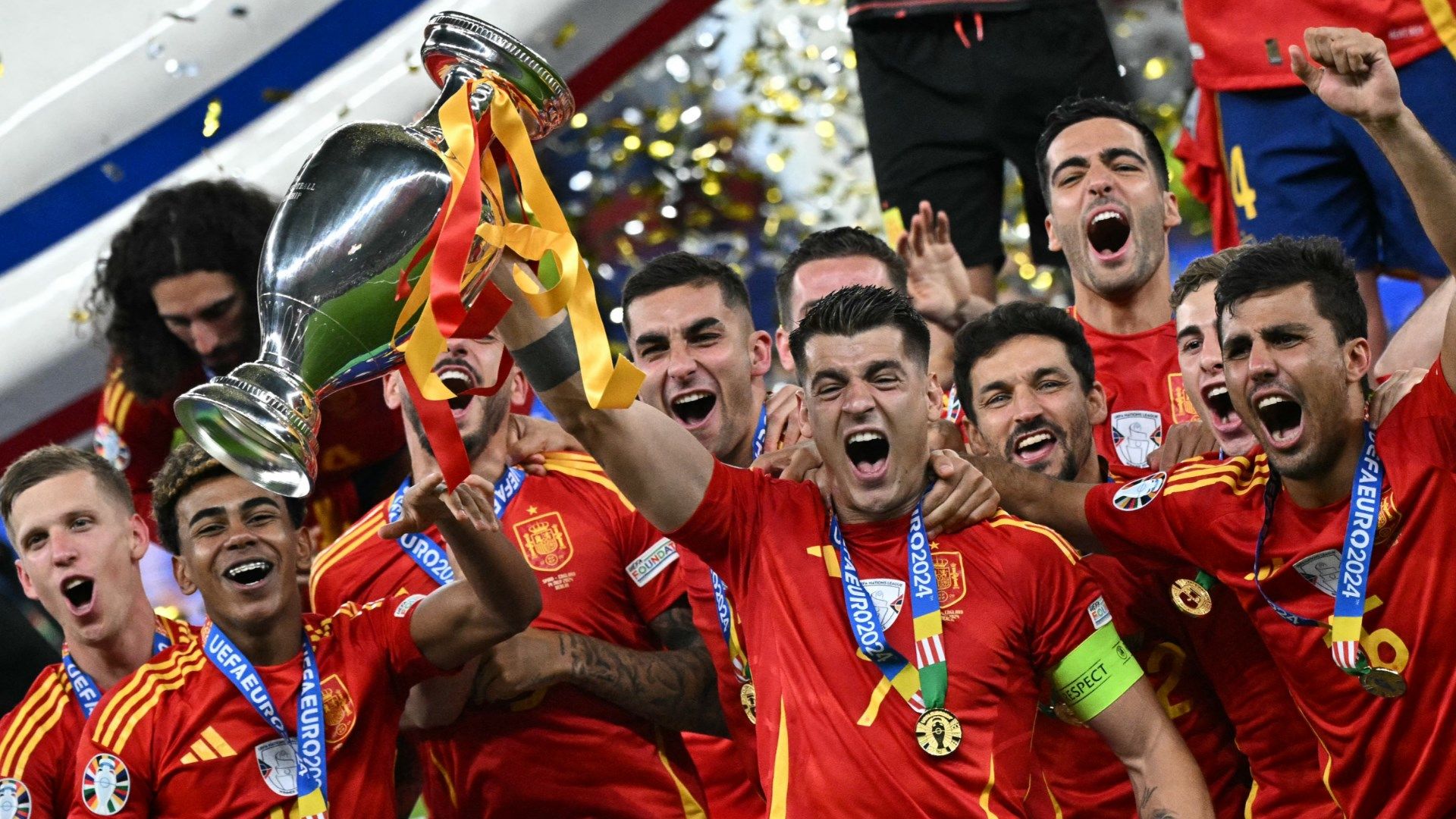 Rodri Spain Euro 2024 trophy