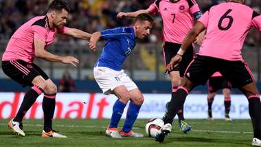 Emanuele Giaccherini Italy Scotland 29052016