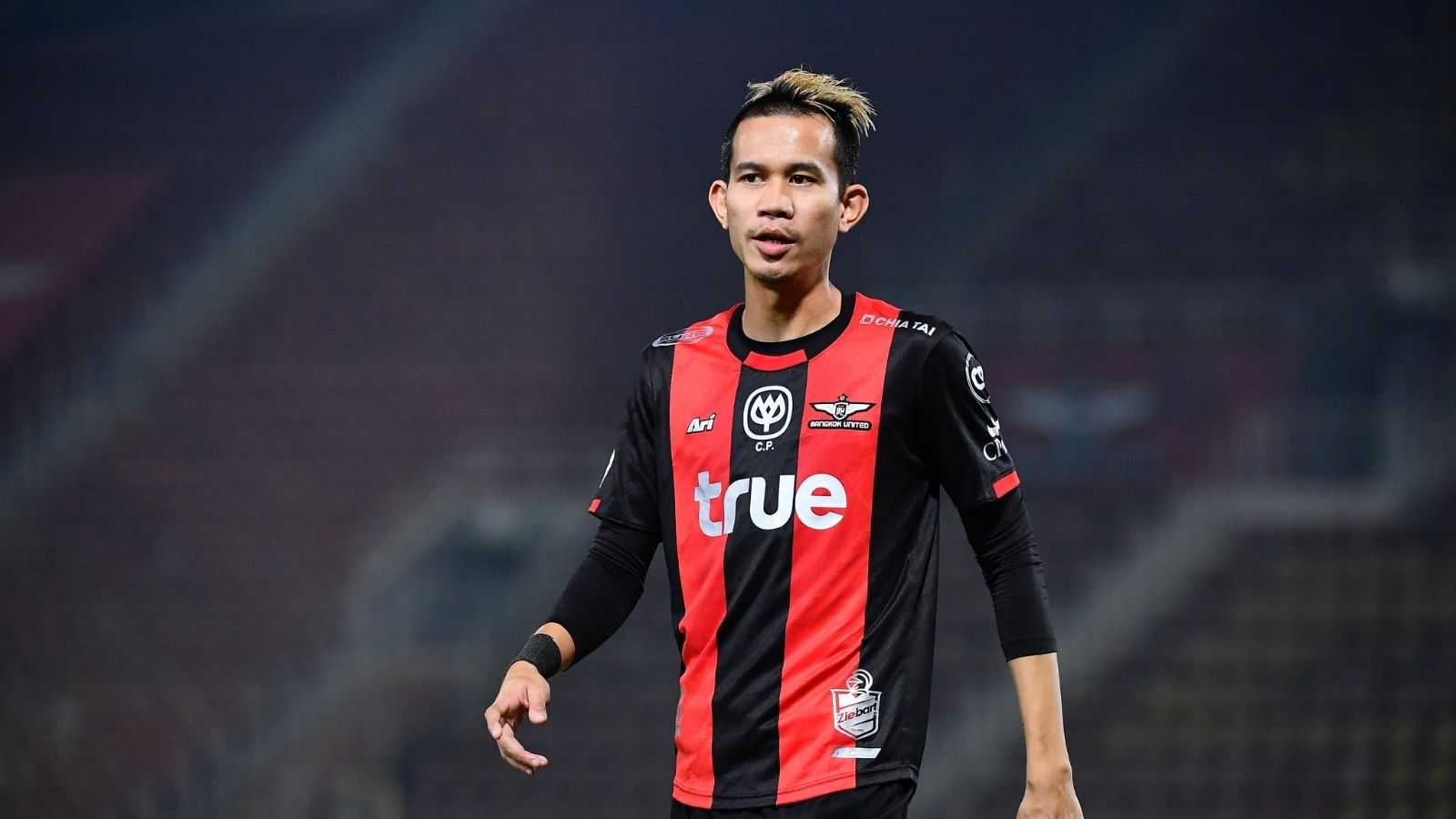 สรรวัชญ์ เดชมิตร