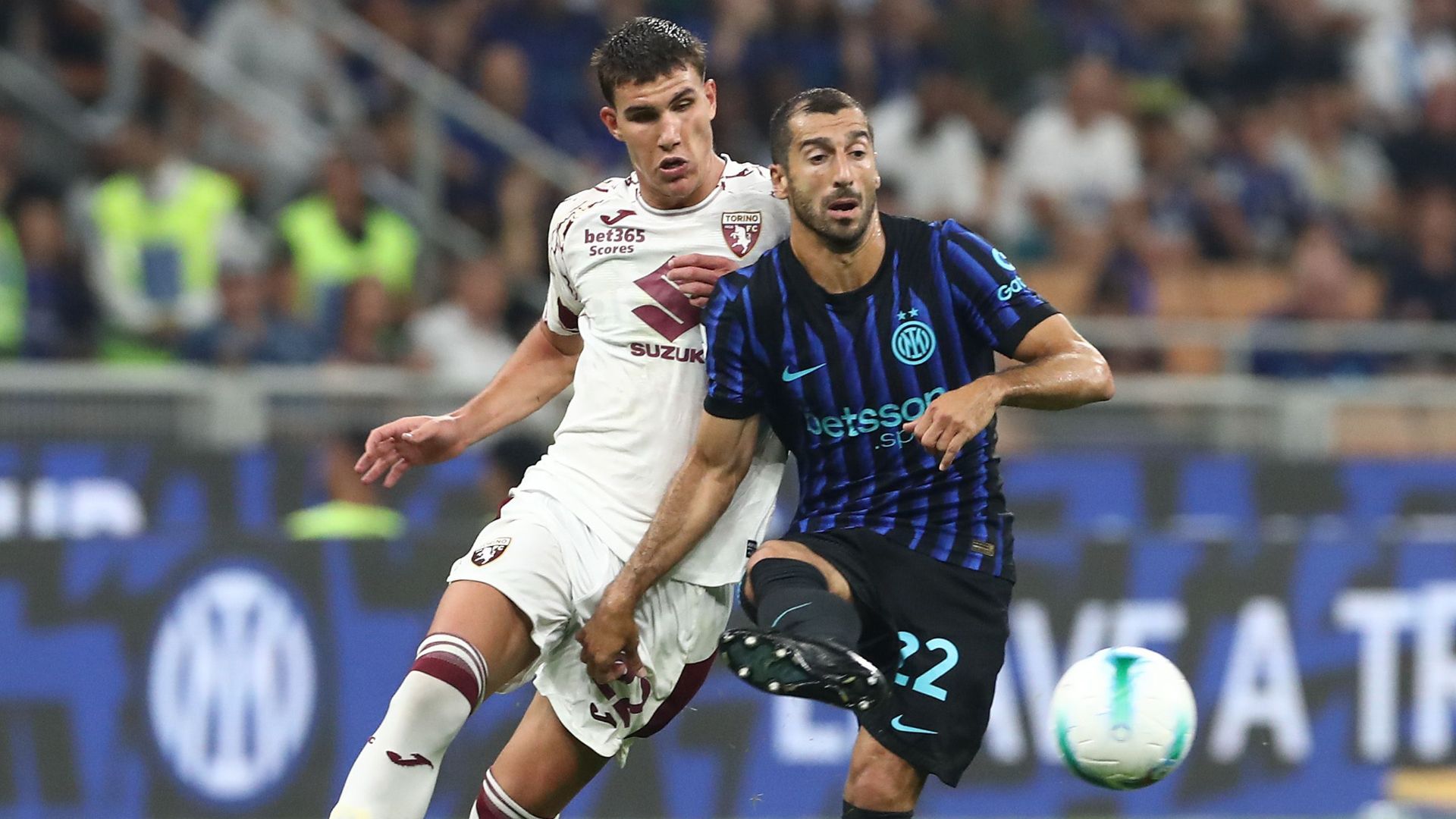 Mkhitaryan Casadei Inter Torino