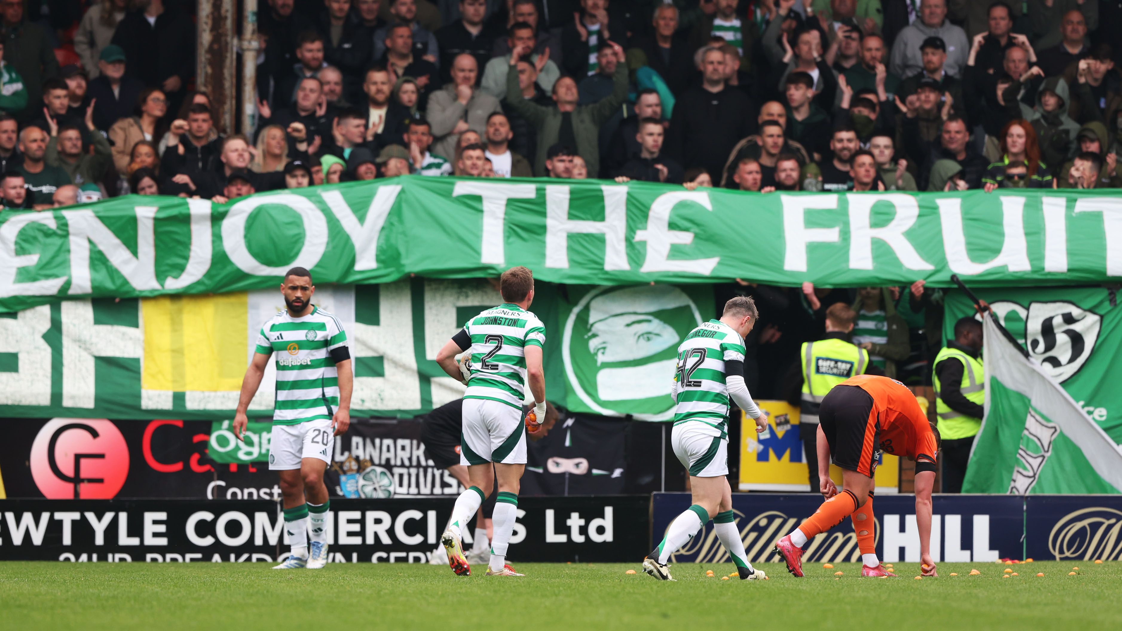 Celtic Dundee United tangerines