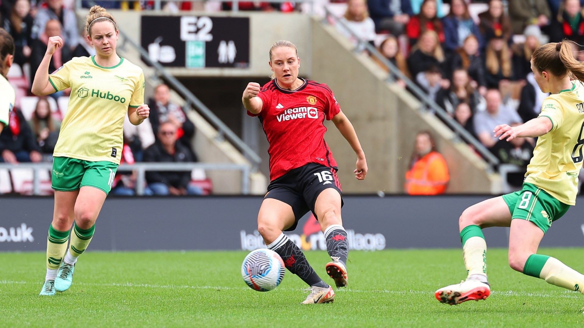 Lisa Naalsund Manchester United 2023-24