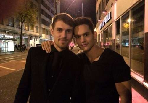 อารอน แรมซีย์ มิก้า ชูนวลศรี