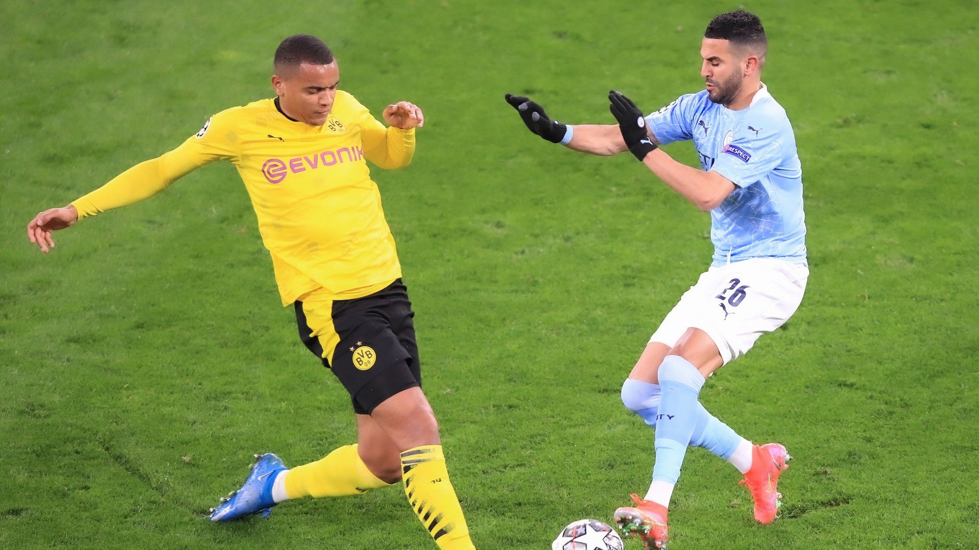 Manuel Akanji Riyad Mahrez Dortmund Manchester City