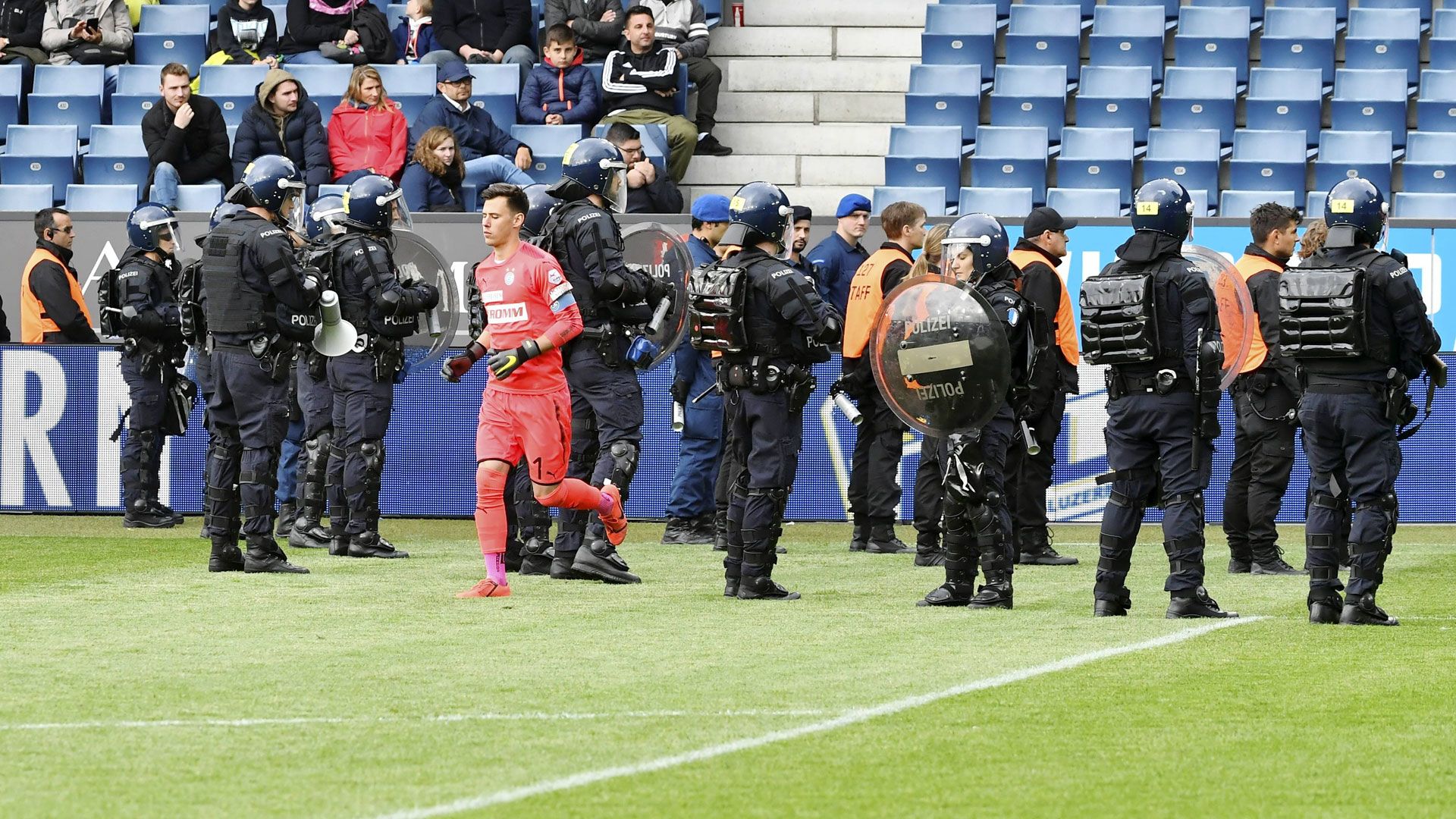 GER ONLY Grasshoppers Luzern Schweiz