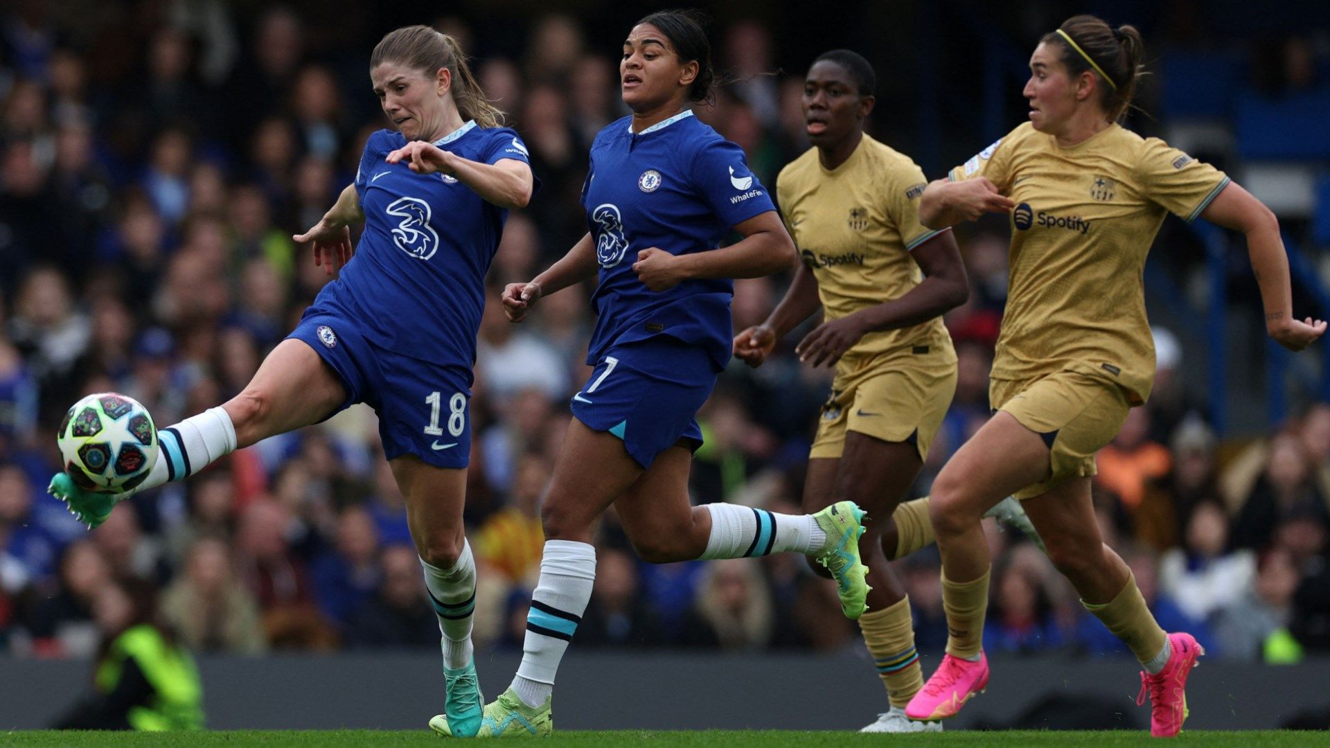 Maren Mjelde clears the ball for Chelsea against Barcelona UWCL 2022-23