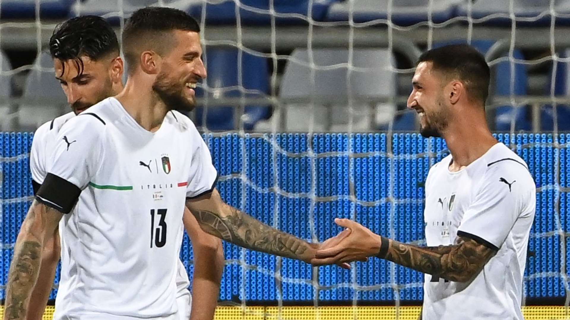Politano celebrating Italy San Marino