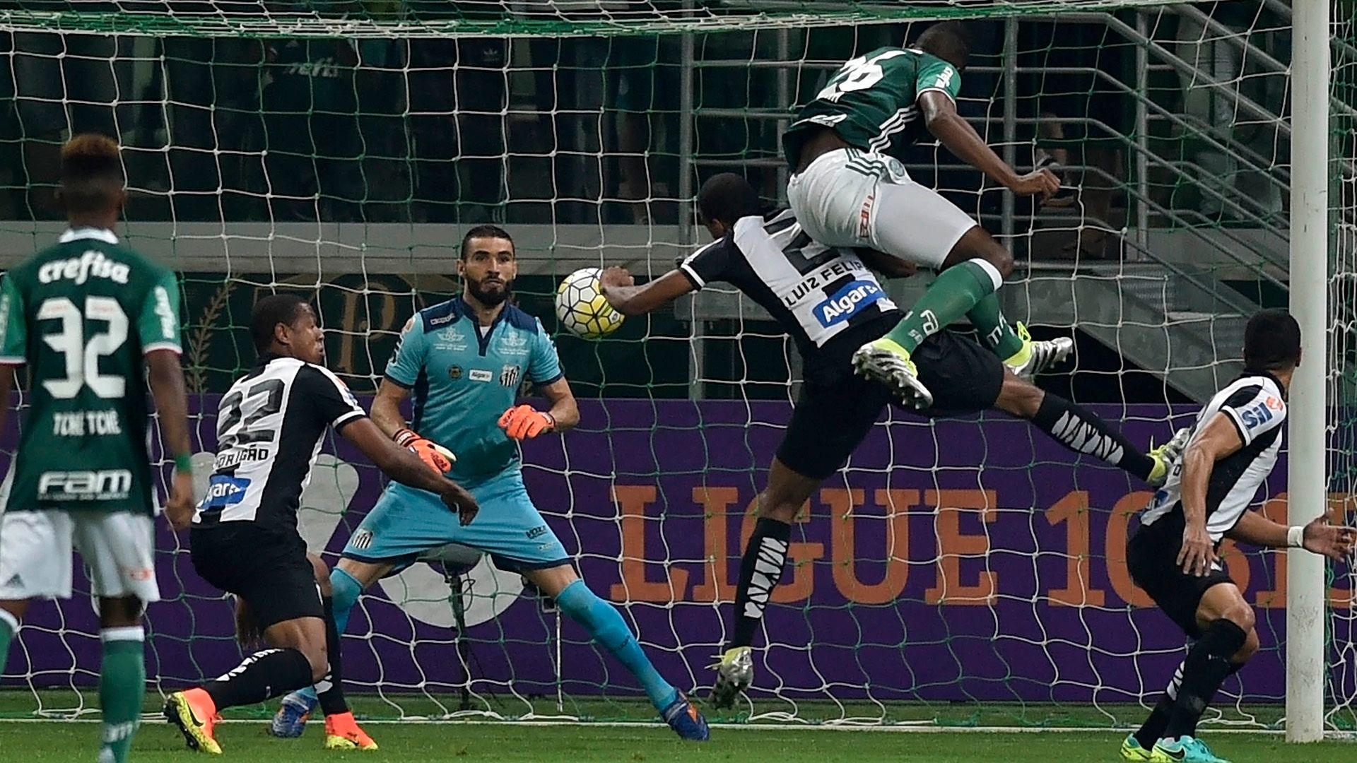 Mina Vanderlei Luiz Felipe Palmeiras Santos Brasileirão 12072016