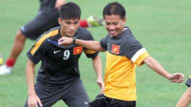 HLV Hoàng Anh Tuấn - Công Vinh / AFF Cup 2012