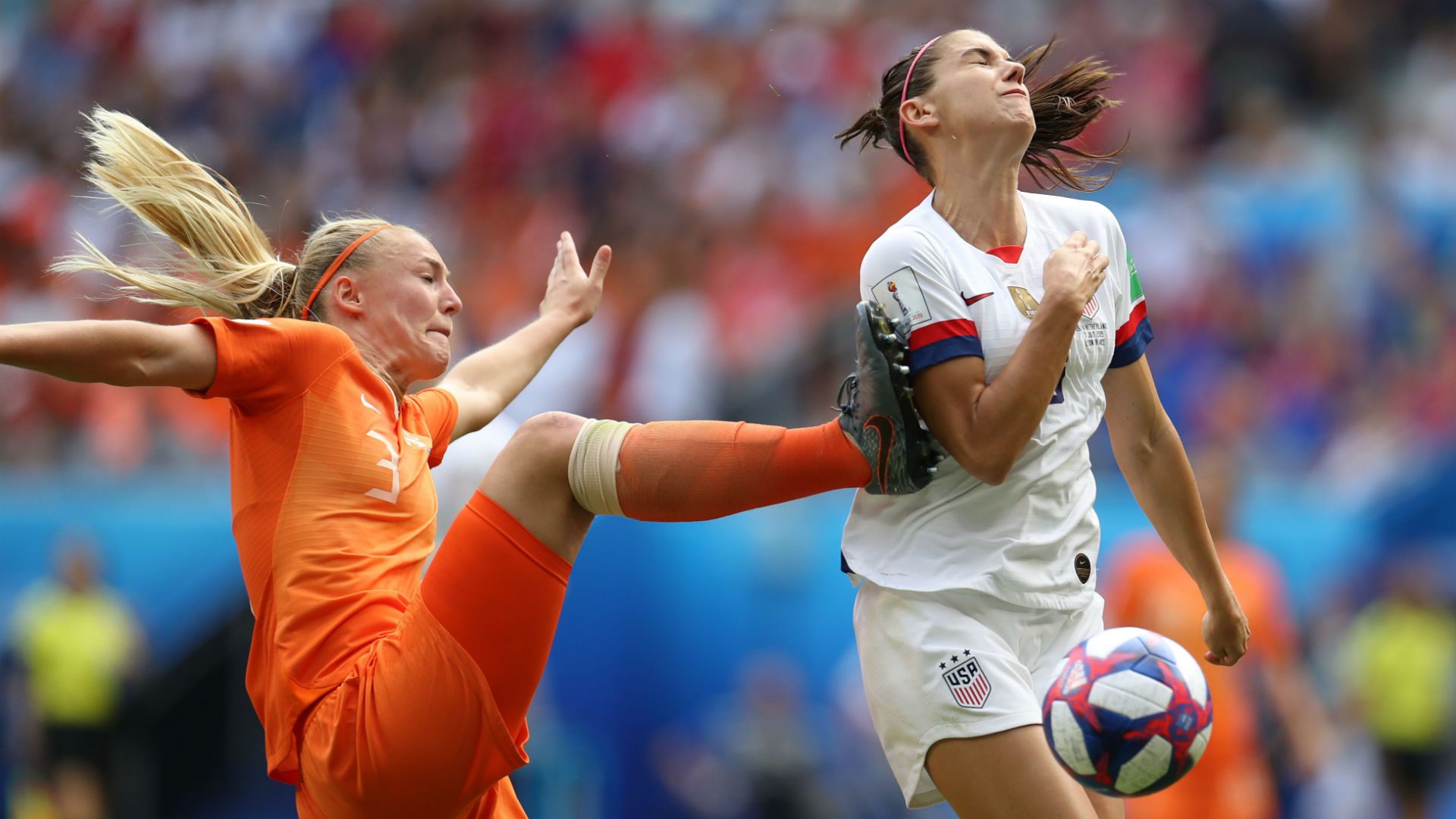 Alex Morgan Stefanie Van der Gragt USWNT Netherlands Women's World Cup 2019