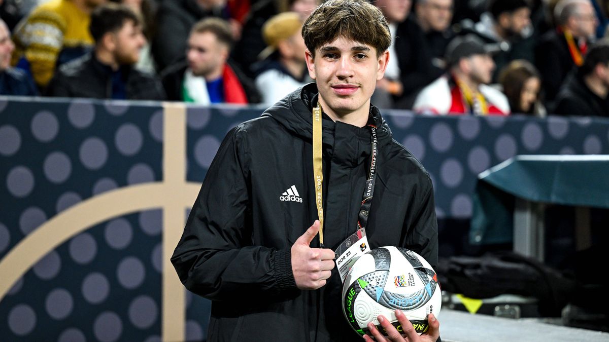 "Ich war noch nie Balljunge": 15-Jähriger erhält nach "Torvorlage" für Deutschland gegen Italien besonderes Geschenk