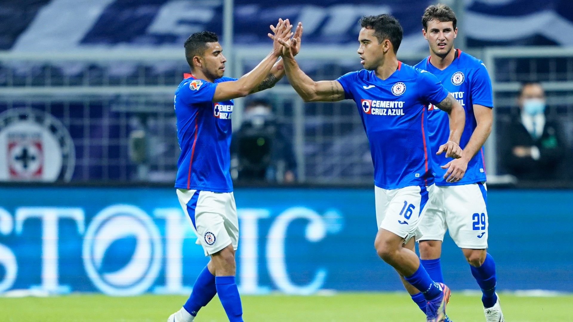 Adrián Aldrete Orbelin Pineda Cruz Azul Guardianes 2021