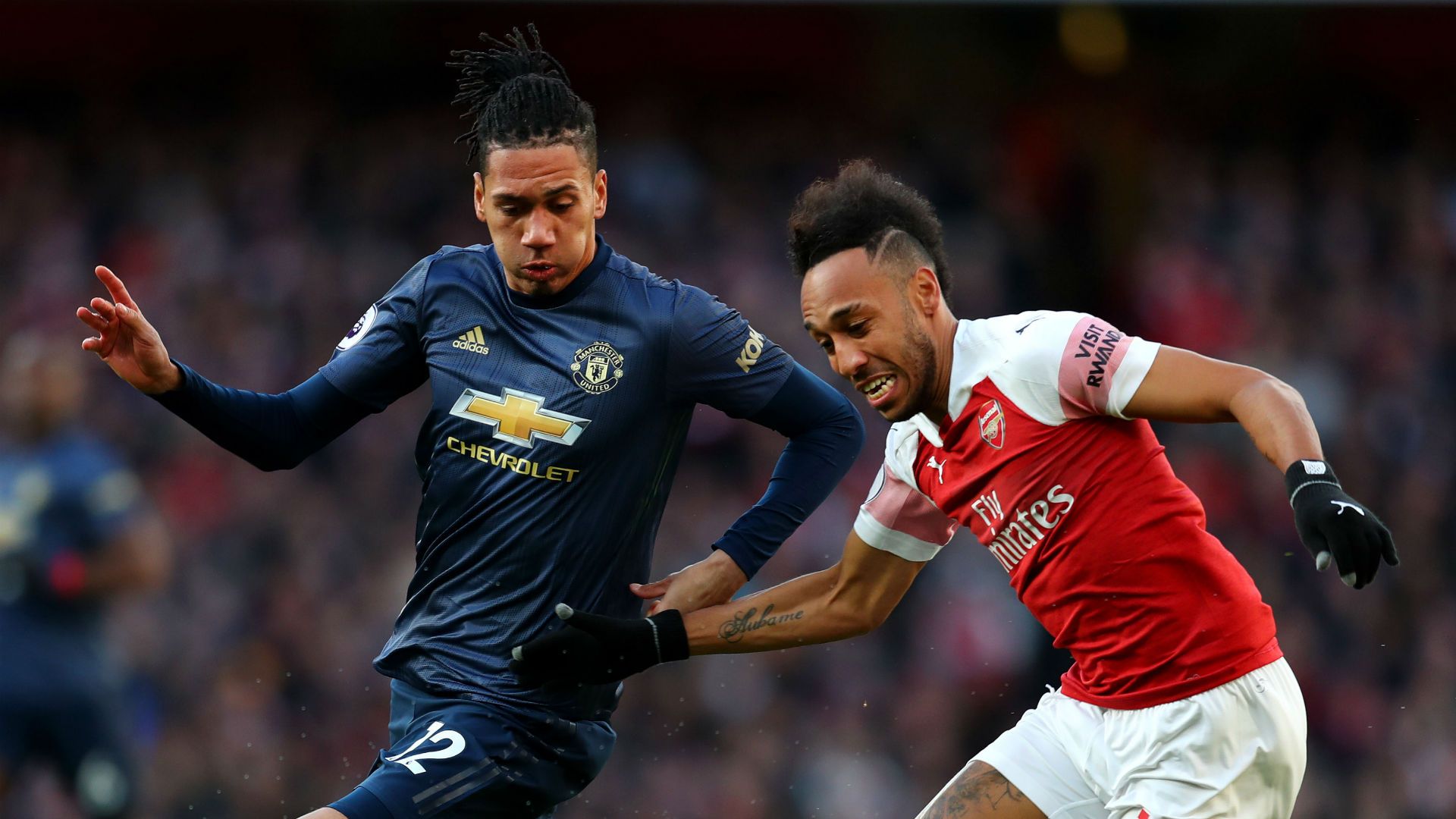 Chris Smalling Pierre-Emerick Aubameyang Manchester United Arsenal 100319