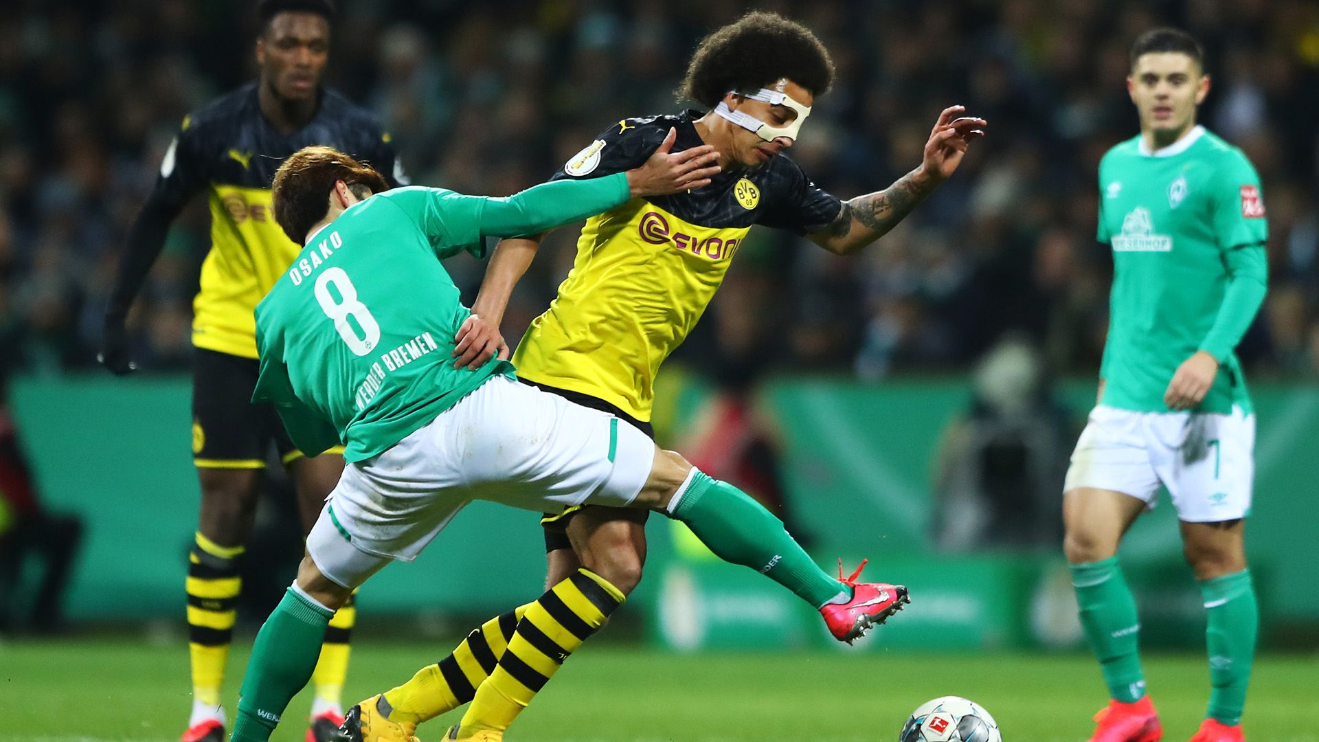 Axel Witsel Dortmund 04022020