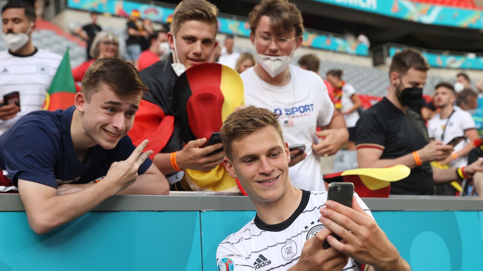 Joshua Kimmich Germany Fans 2021