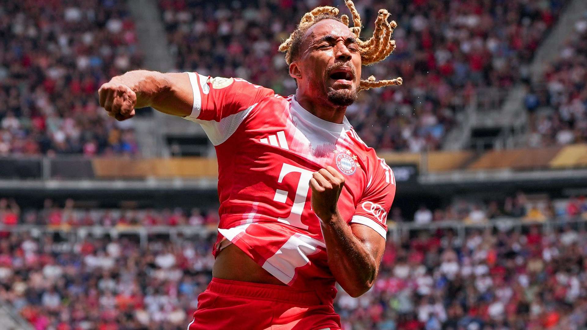 Sacha Boey Bayern 2025