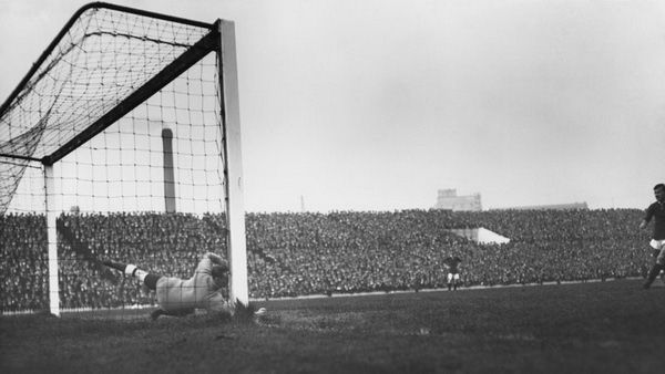Man United vs Liverpool 1910