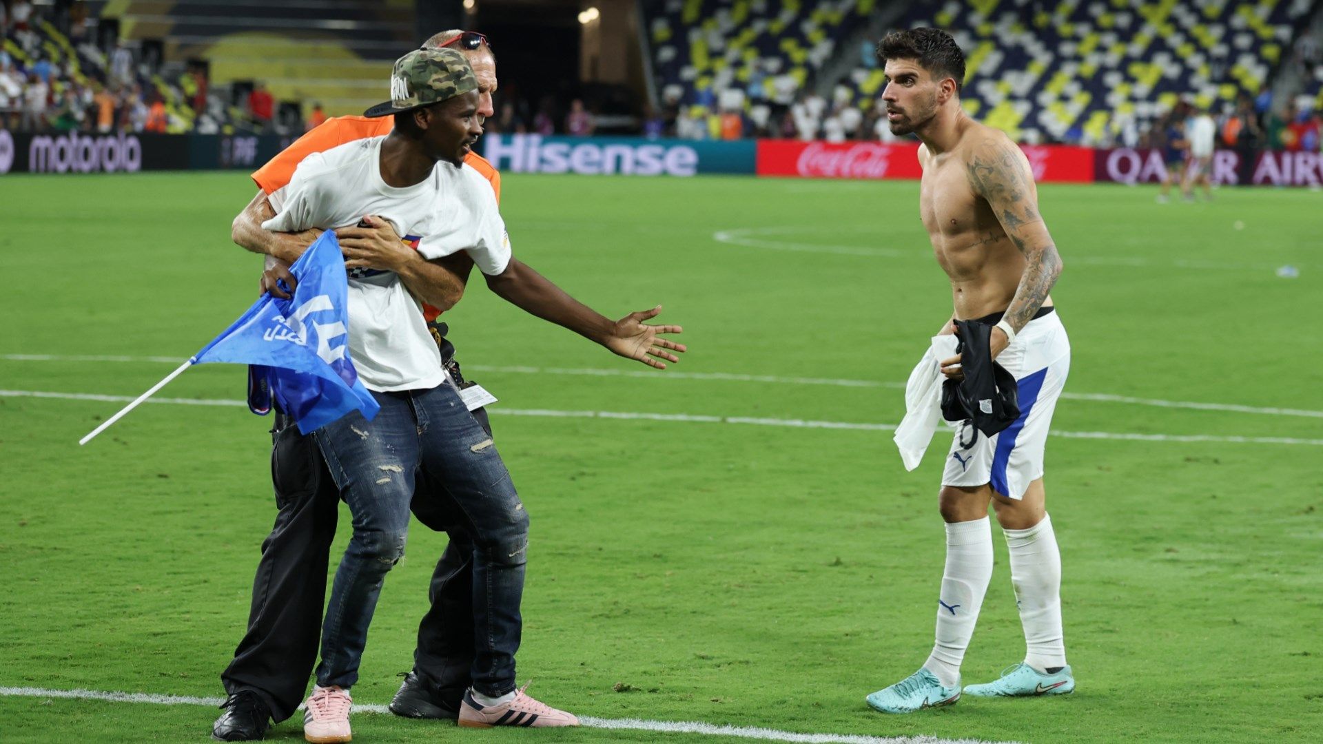 Ruben Neves with Fan after Hilal vs Pachuca match
