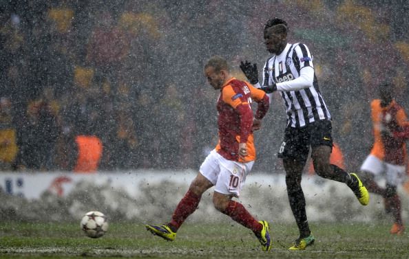 WESLEY SNEIJDER PAUL POGBA GALATASARAY JUVENTUS CHAMPIONS LEAGUE 11122013